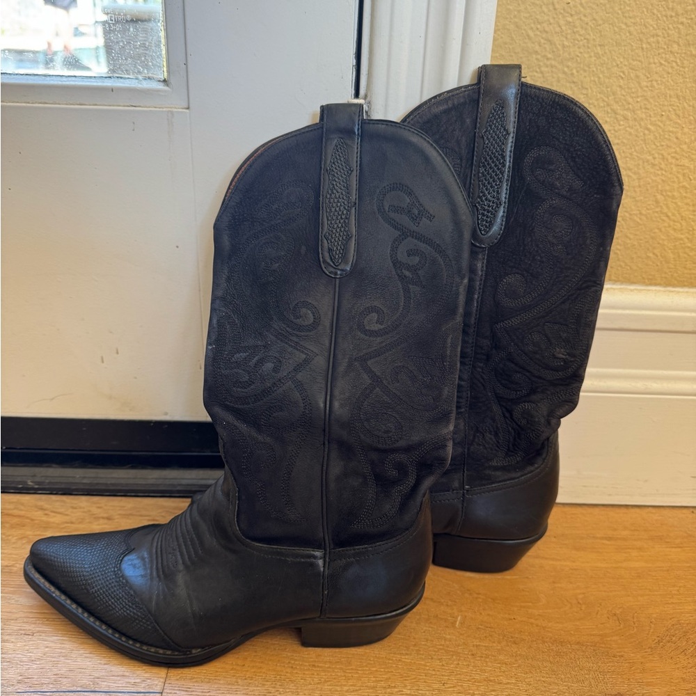 Black Western Cowboy Boots women’s sz 6 price firm!
